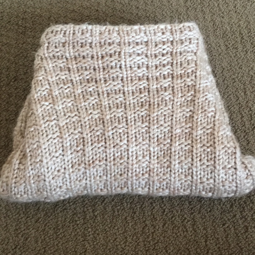 Adorable Warm Wool Sweater.